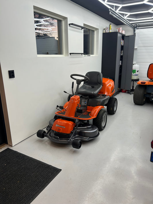 Husqvarna R13c, 12.5hk B&S, hydrostat