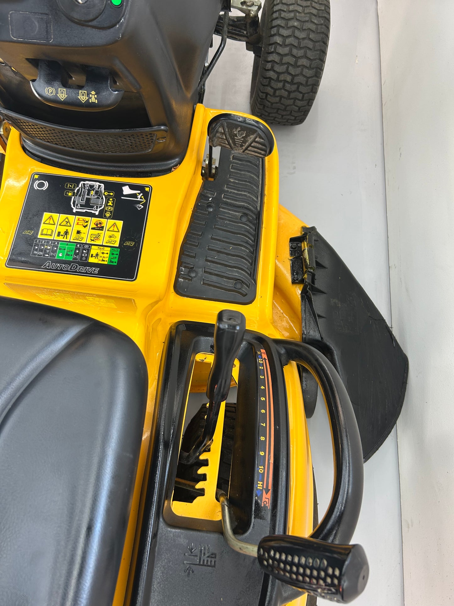 Cub Cadet CC1016AF, 15.5hk B&S, hydrostat