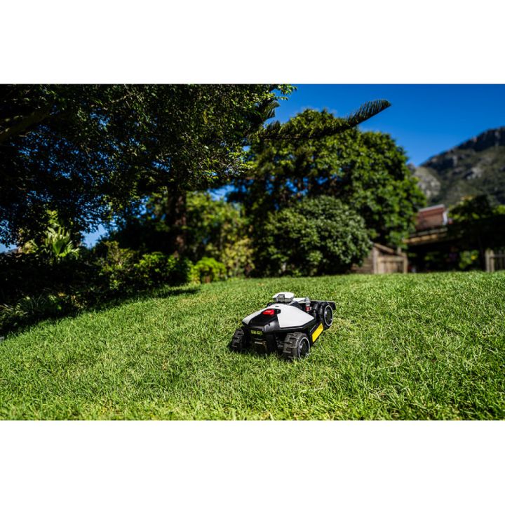 MAMMOTION LUBA MINI AWD 1500M²