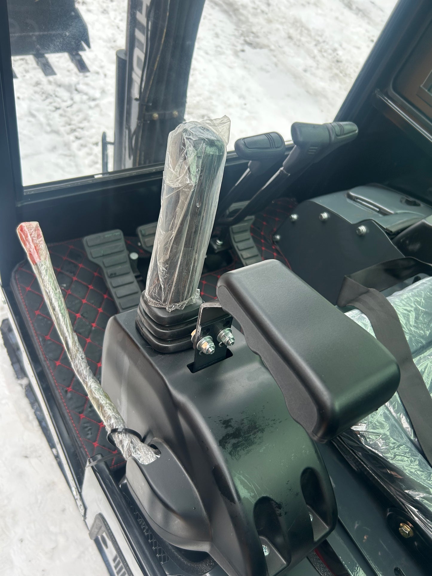 1,5 tons minigrävare med hytt, KOOP diesel och fullt utrustad