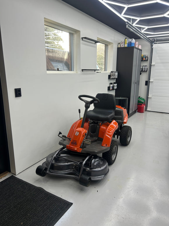 Husqvarna R111B, 10.5hk B&S, hydrostat