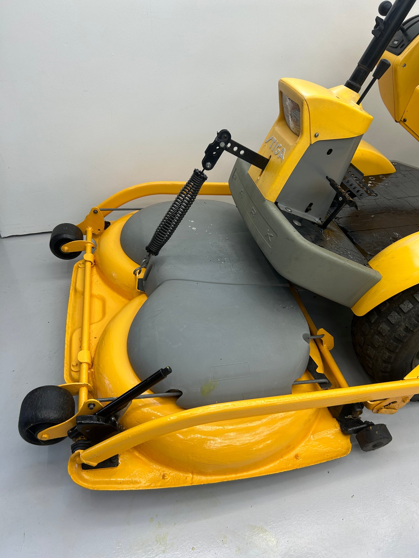 Stiga Park Excellent 16, 16hk twin vanguard, hydrostat
