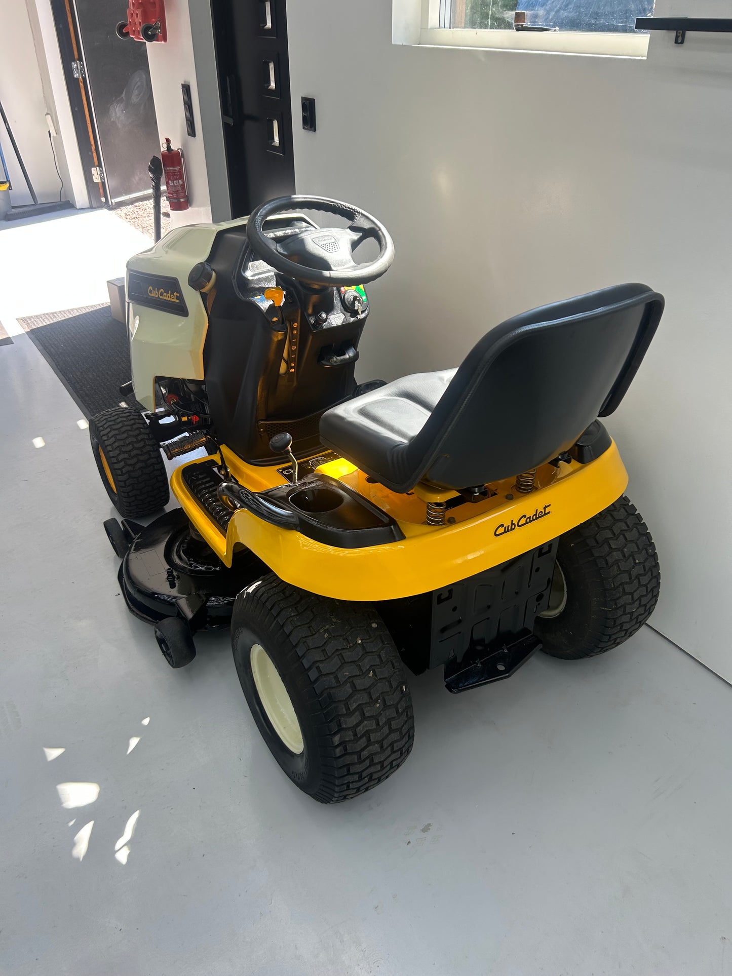 Cub Cadet CC1018AG, 17.5hk B&S, hydrostat