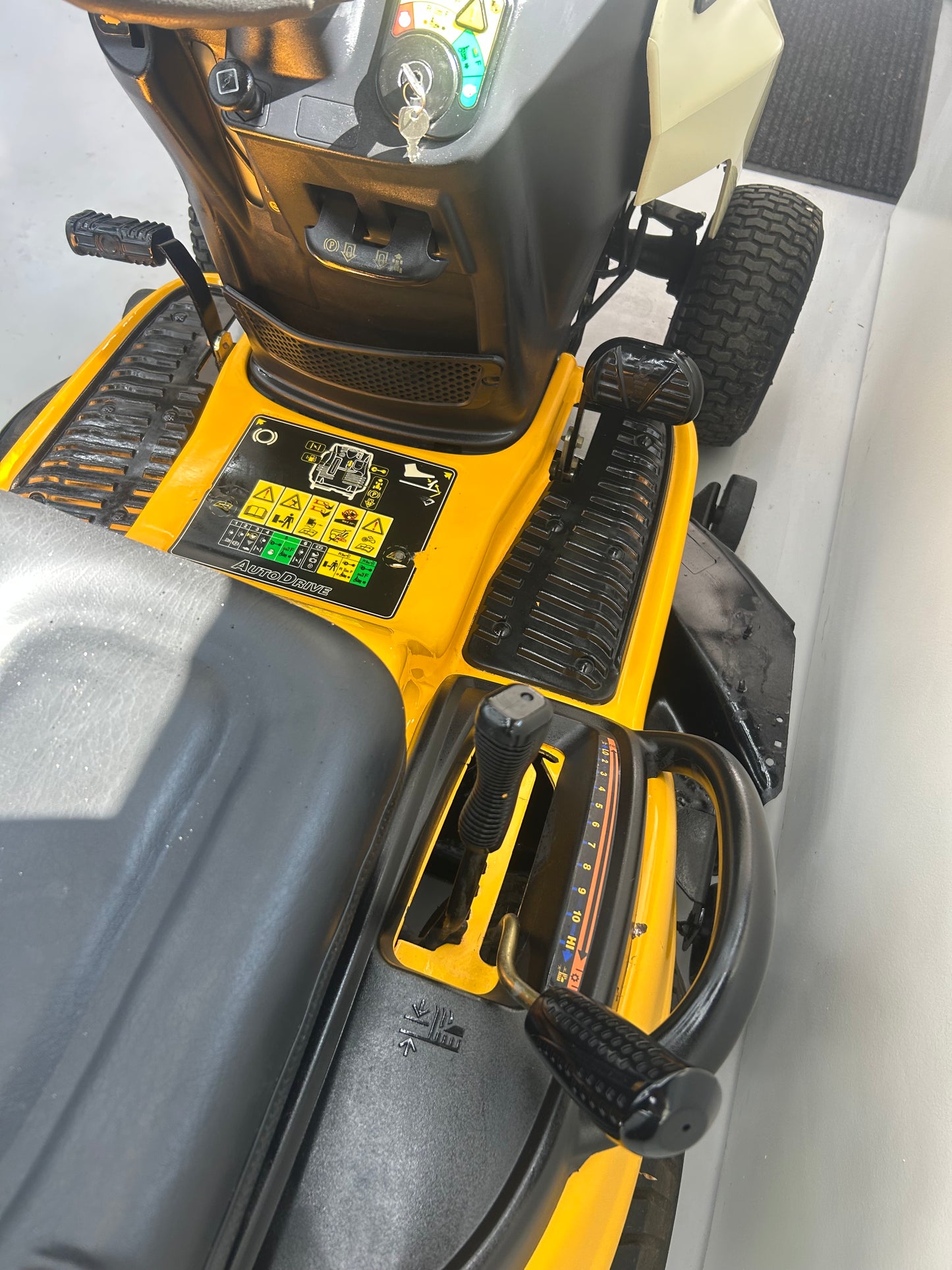 Cub Cadet CC1018AG, 17.5hk B&S, hydrostat